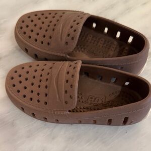 Floafers prodigy driver size 7